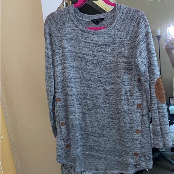 comfy blouse. - Picture 2 of 3